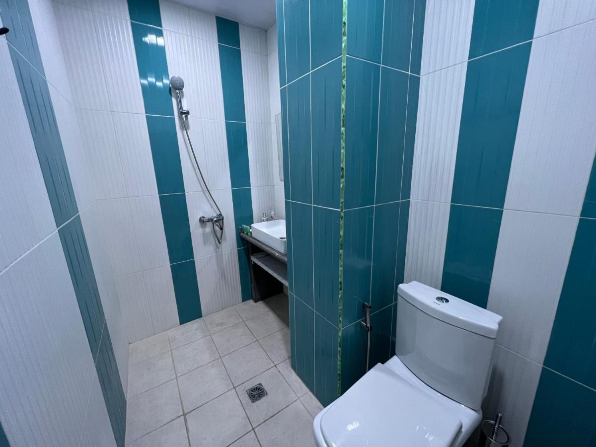 Rp Hotel Erevan Esterno foto